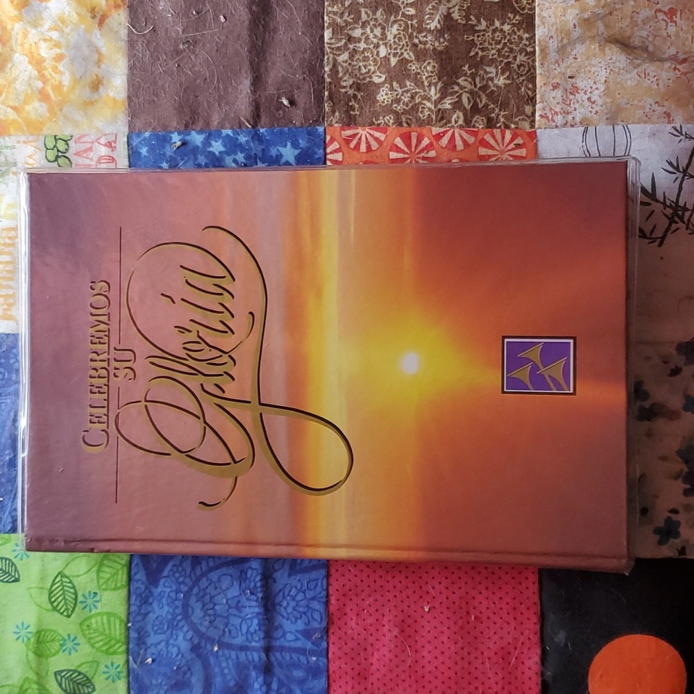 Cerebramos Su Gloria We Celebrate Your Glory Christian Church Hymnal Song Book